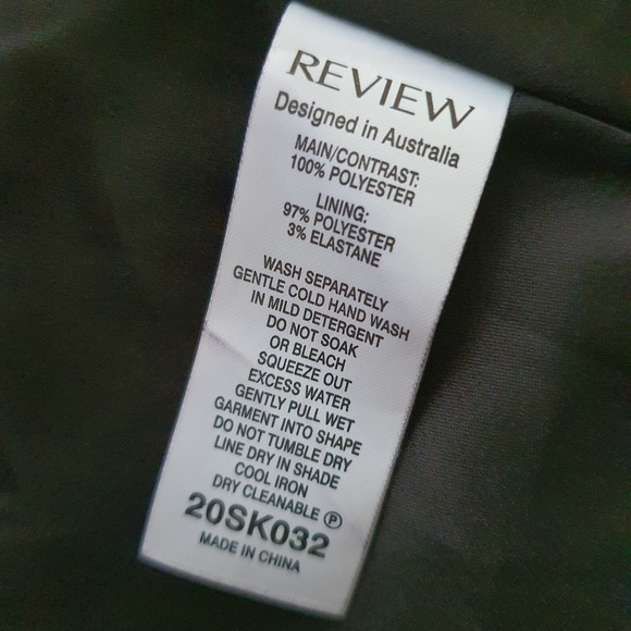 Review Size 14 Monochrome Polka Dot A line Skirt - Picture 12 of 12